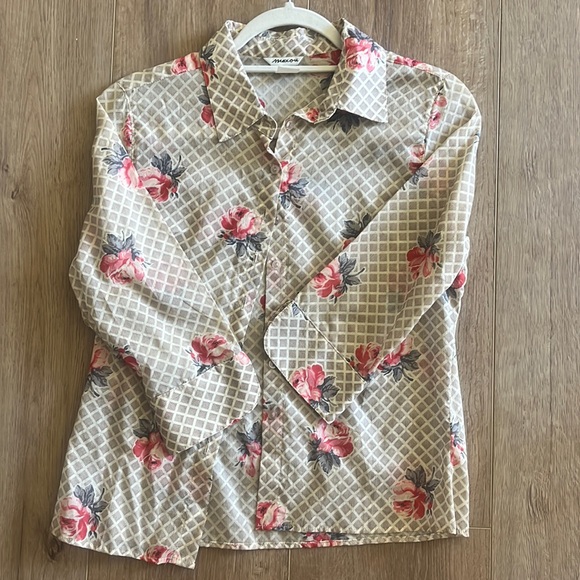 Vintage 3/4 sleeve rose button down - Picture 1 of 5